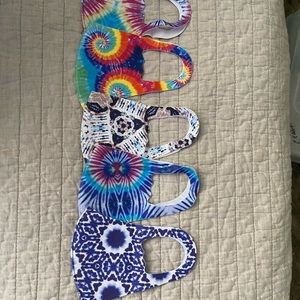 5 different kids mask for 15$ all colors on pictures included